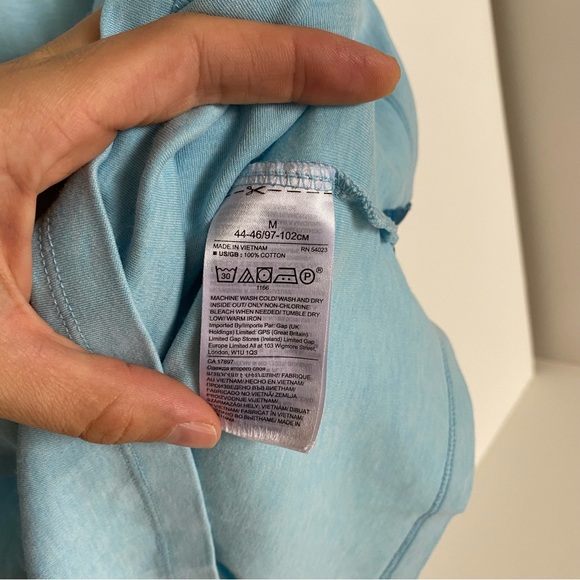 Banana Republic Luxury Touch Performance Men's Polo Light Blue Shirt Size Medium - Picture 8 of 14